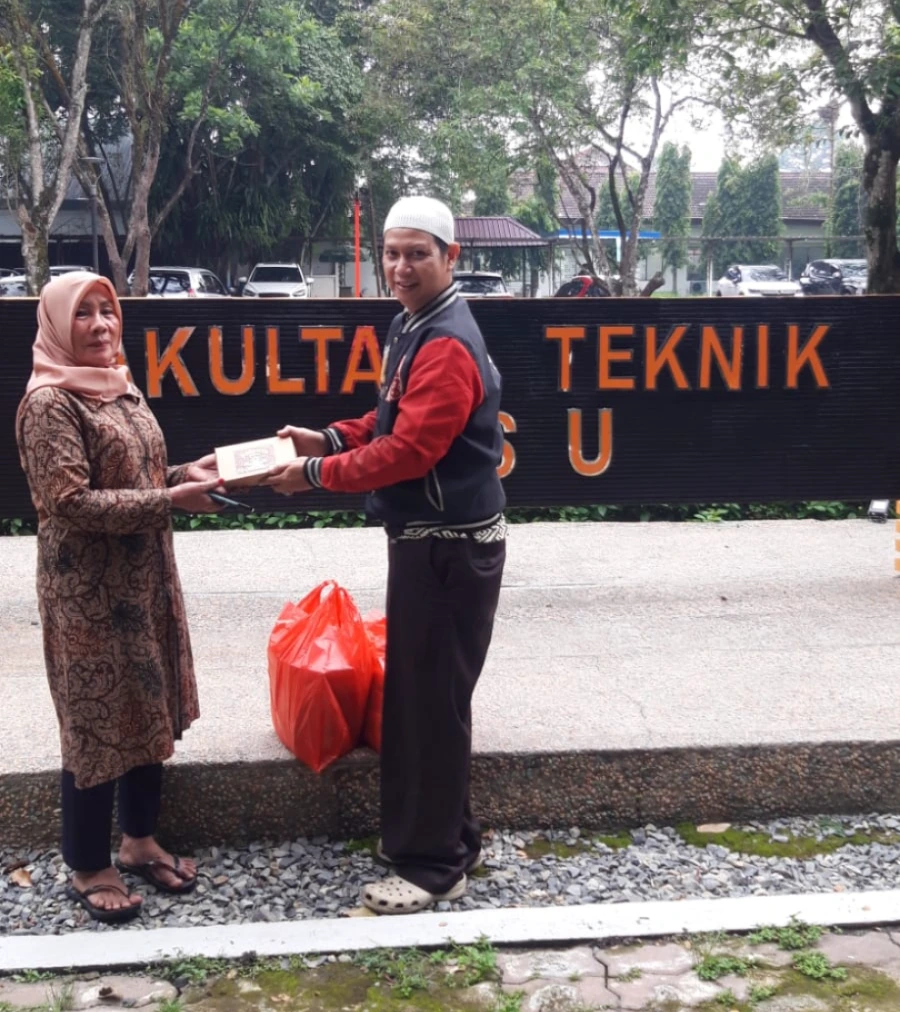 FT USU dan Palanta Coffee Salurkan Paket Makanan melalui Program Jumat Berkah